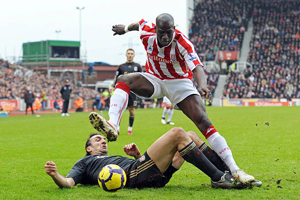 琼斯在租借 琼斯在租借